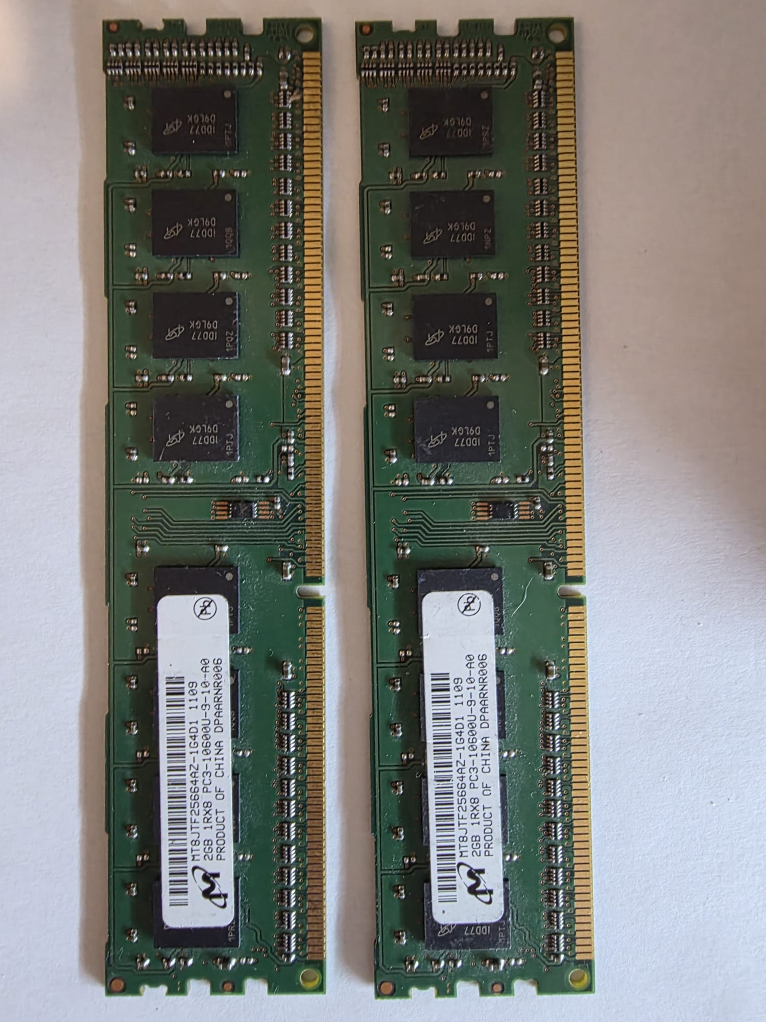 RAM-Kit DDR3 4 GB (2×2 GB) Micron 1600 MHz - MT8JTF25664AZ-1G6M1 — vue 2