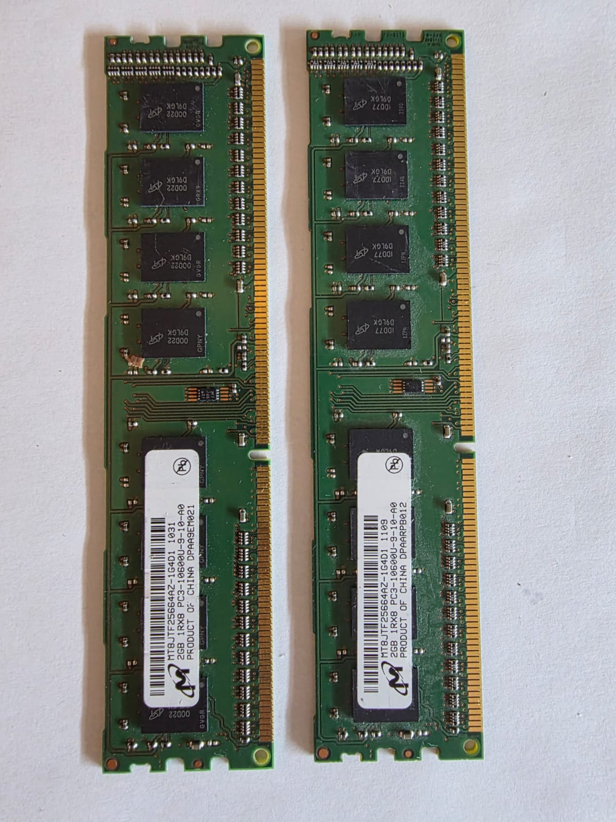 RAM-Kit DDR3 4 GB (2×2 GB) Micron 1333 MHz - MT8JTF25664AZ-1G4D1 — vue 2