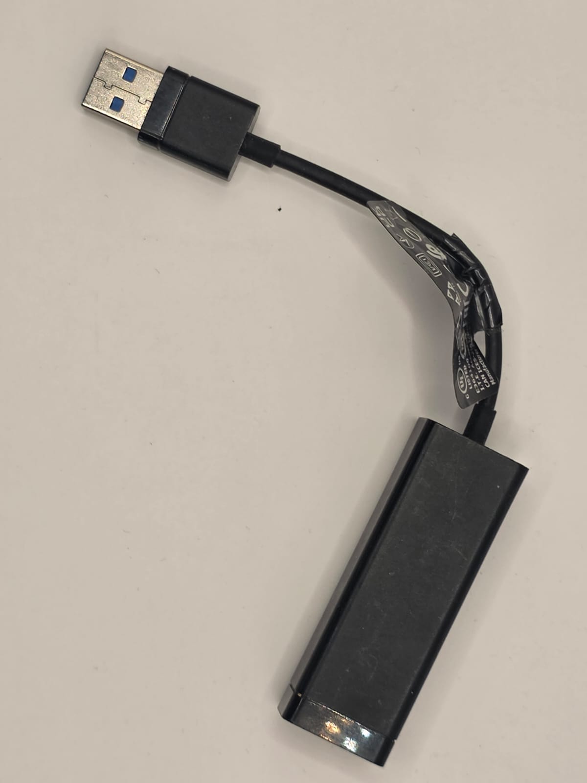 Belkin F4U047 Adaptateur USB 3.0 vers Ethernet Gigabit RJ45 1000 Mbps — vue 2