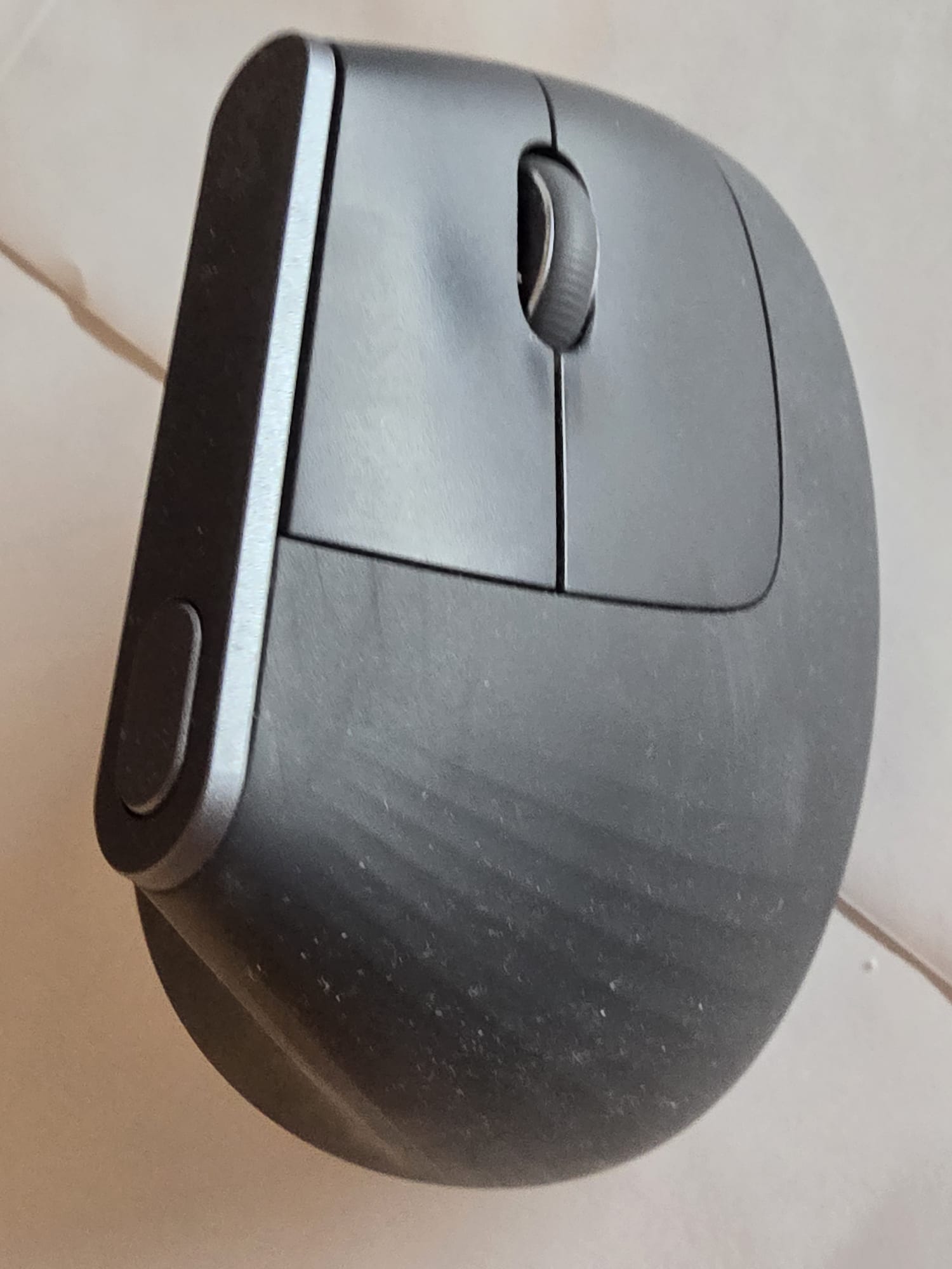 Logitech MX Anywhere 3 Kabellose kompakte Maus Graphit M-R0074 PN 910-006368 — vue 3