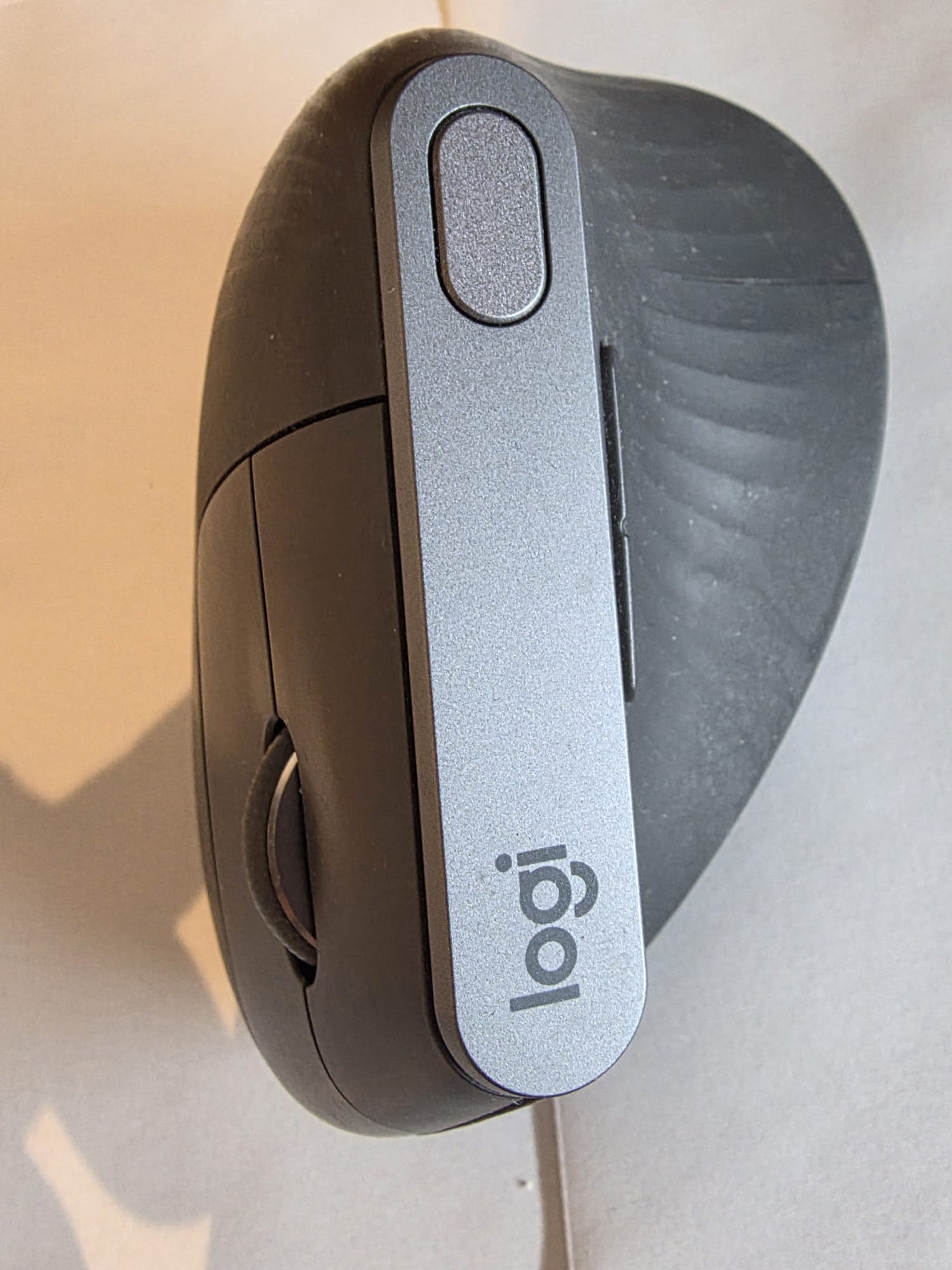 Logitech MX Anywhere 3 Kabellose kompakte Maus Graphit M-R0074 PN 910-006368 — vue 4