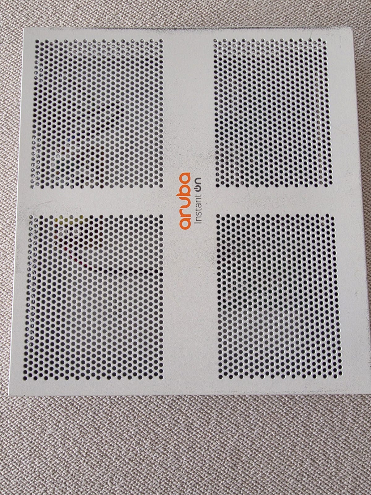 Aruba Instant On 1430 16G Switch R8R47A 16 ports Gigabit Ethernet non-gere — vue 2