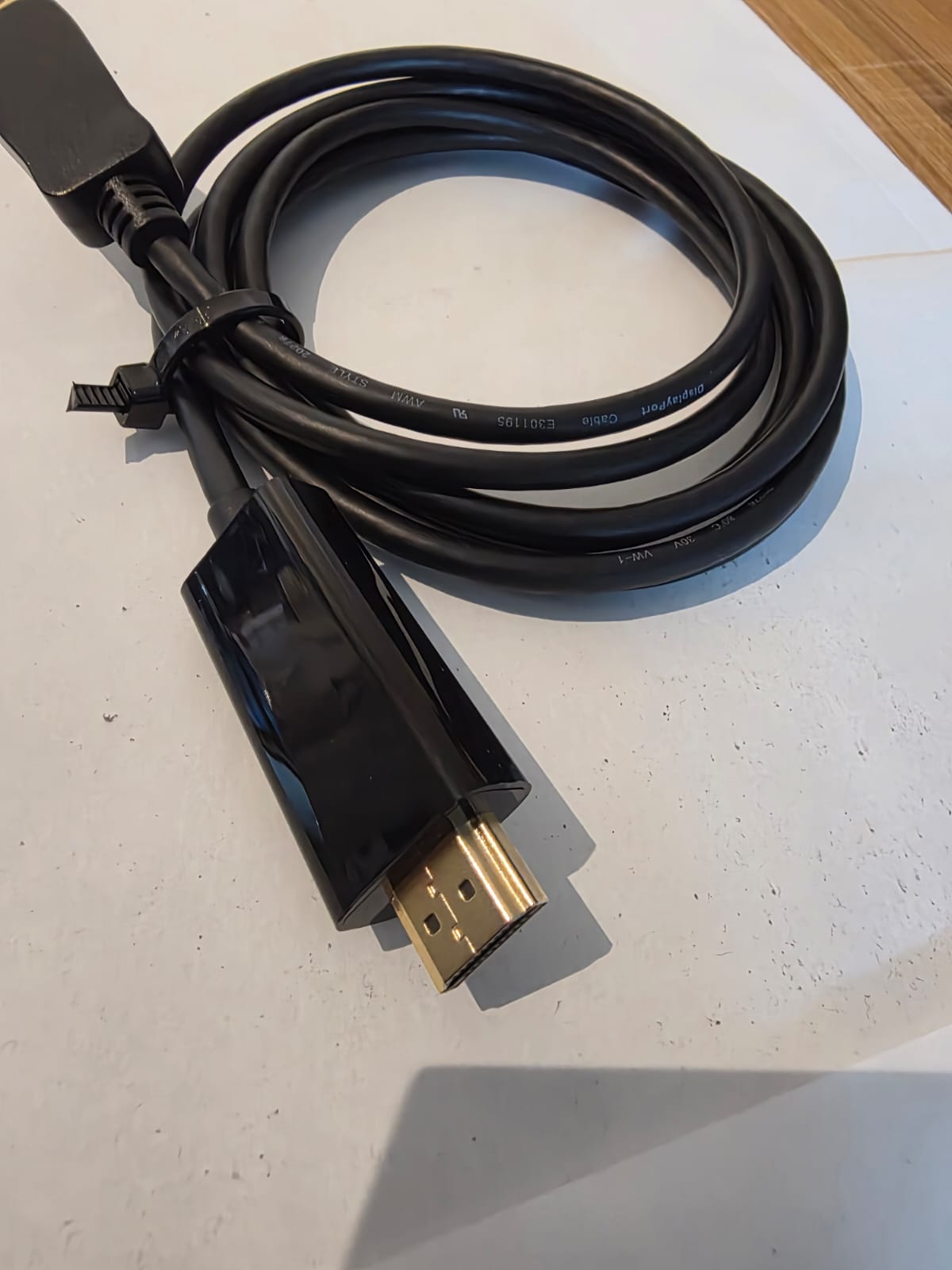 Câble DisplayPort vers HDMI — Noir — 2m — vue 3