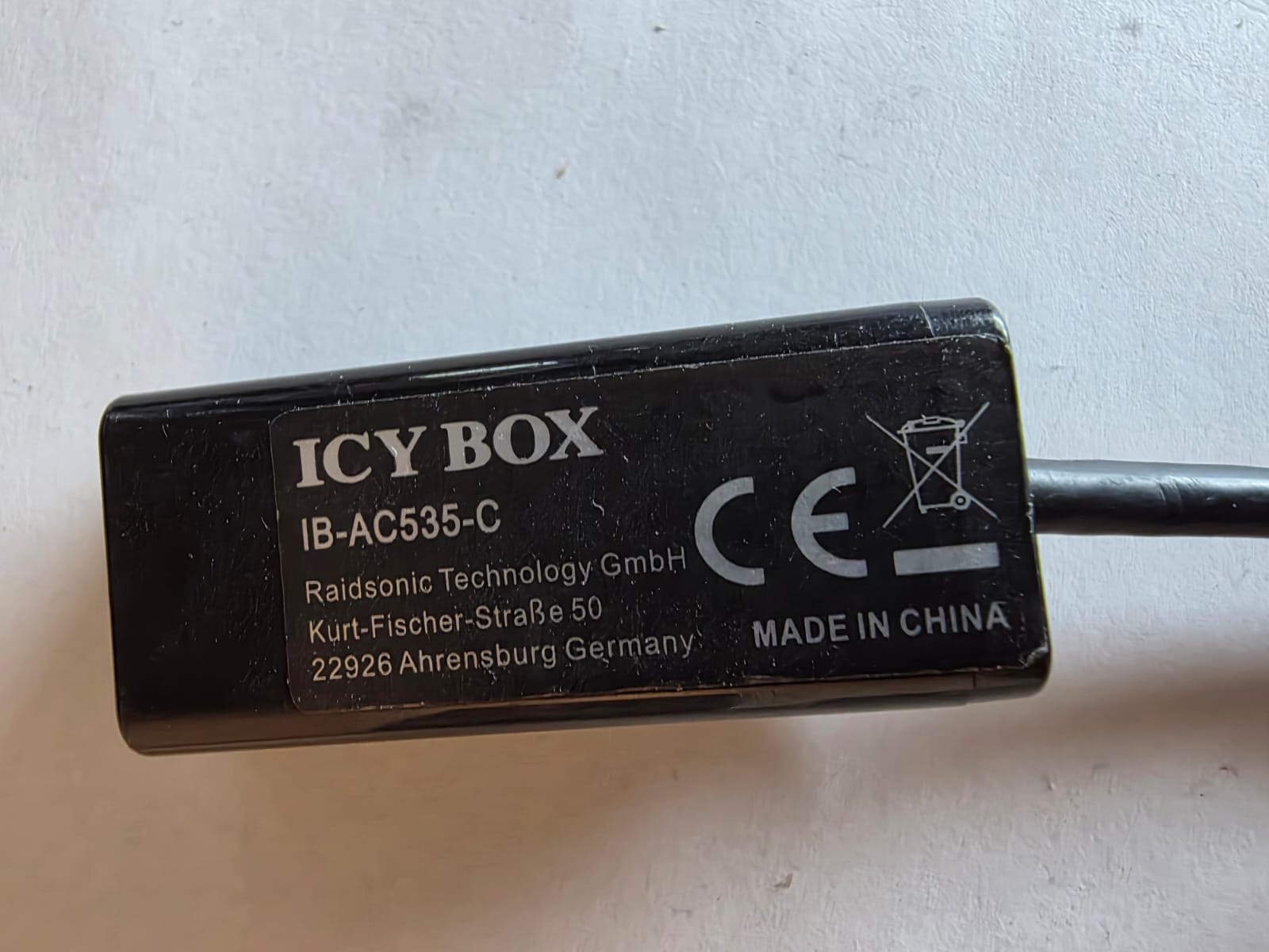 ICY BOX IB-AC535-C Adaptateur USB-C vers RJ45 Gigabit Ethernet — vue 3
